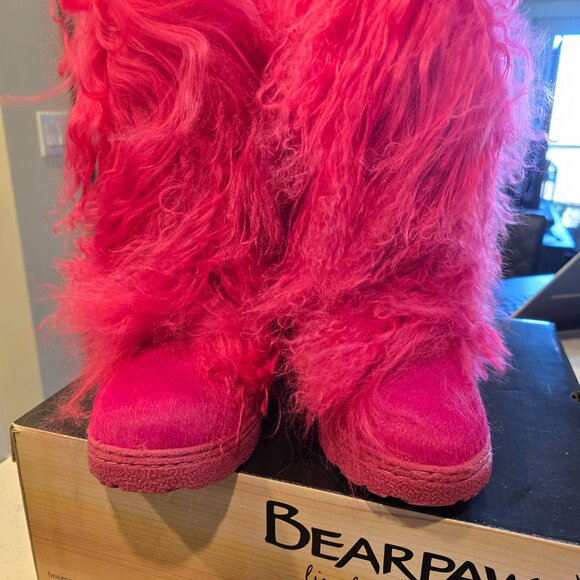 Bearpaw Boetis II Real Lamb Fur Boots Size 7 Women's Electric Pink New in Box - Picture 4 of 15